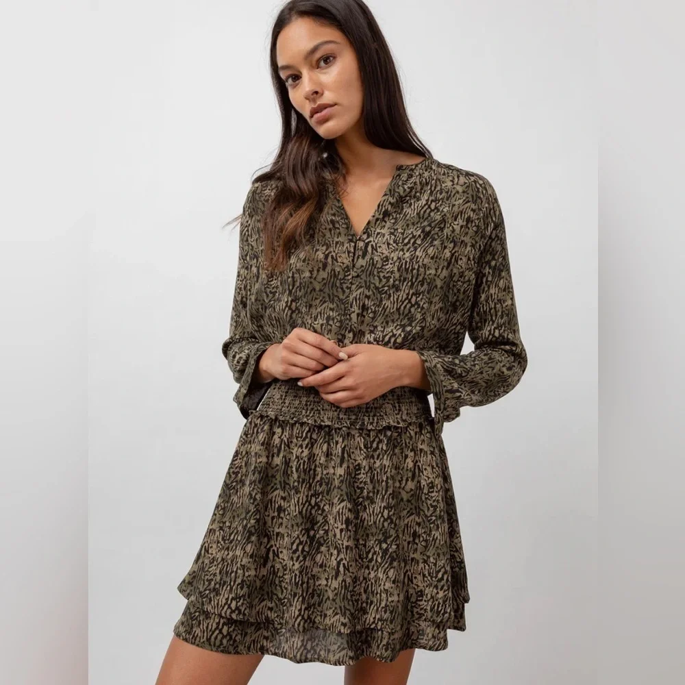 Rails Jasmine Olive Abstract print mini-dress smocked waist size Large NWT - Picture 11 of 13